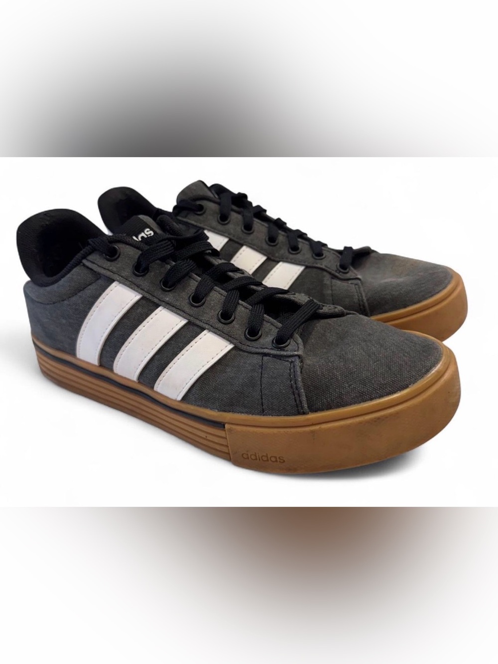 adidas Daily 4.0 Men’s 7 Black White Gum Canvas Skate Sneakers IF4492